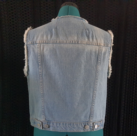 TEXTILE Elizabeth & James Denim Vest - Picture 5 of 7